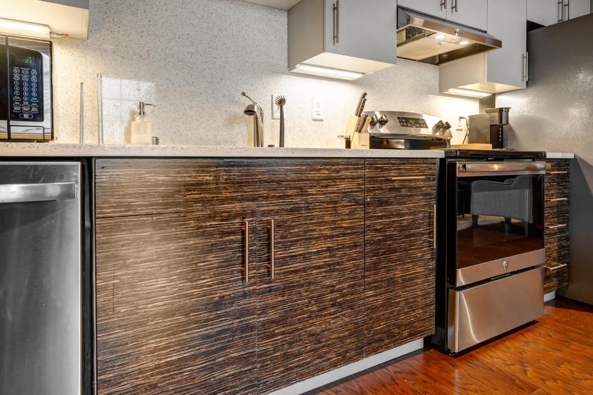 Apartment Ideal Spot Near 4th Street Live & Local Dining