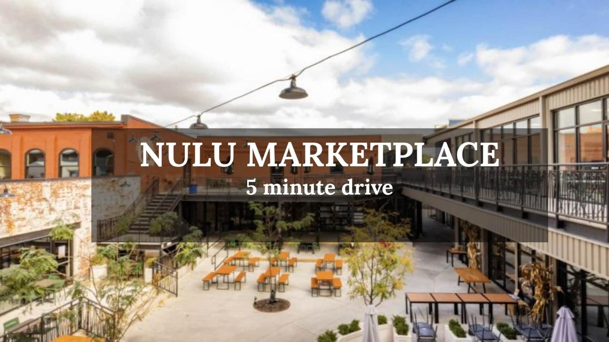 Ideal Spot Near 4th Street Live & Local Dining *